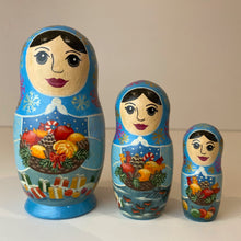 Load image into Gallery viewer, Matryoshka &quot;Winter&quot; 3 mini
