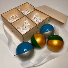 Load image into Gallery viewer, Exclusive handmade decorations for Christmas Day. 4 baubles in box. Made by painter Anastasia Kurganova
