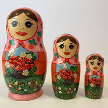 Load image into Gallery viewer, Matryoshka &quot;Summer&quot; 3 mini
