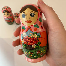 Load image into Gallery viewer, Matryoshka &quot;Summer&quot; 3 mini
