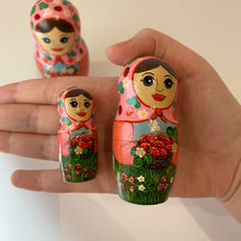 Load image into Gallery viewer, Matryoshka &quot;Summer&quot; 3 mini
